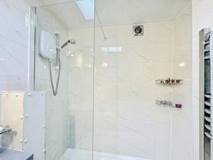 New Street- click for photo gallery